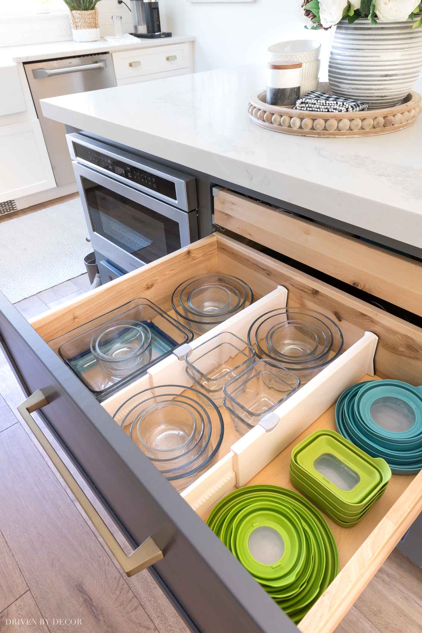 Kitchen Organization: Smart Solutions for a Functional Space - 8