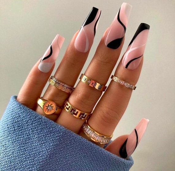 Luxury Nails: A Guide to Achieving High-End Glamour - 10