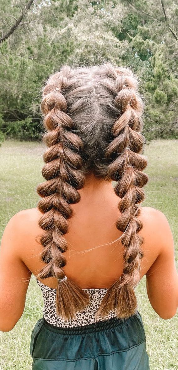 Top 10 Trendy Summer Hairstyles to Try in 2024