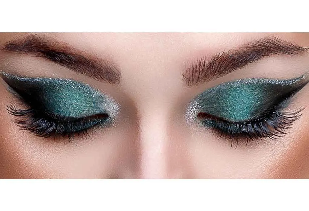 Mastering Eye Makeup for a Stunning Look - 3