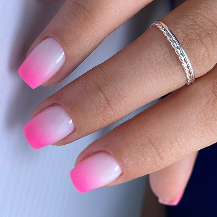 Ombre Nails: A Trendy and Timeless Look - 4