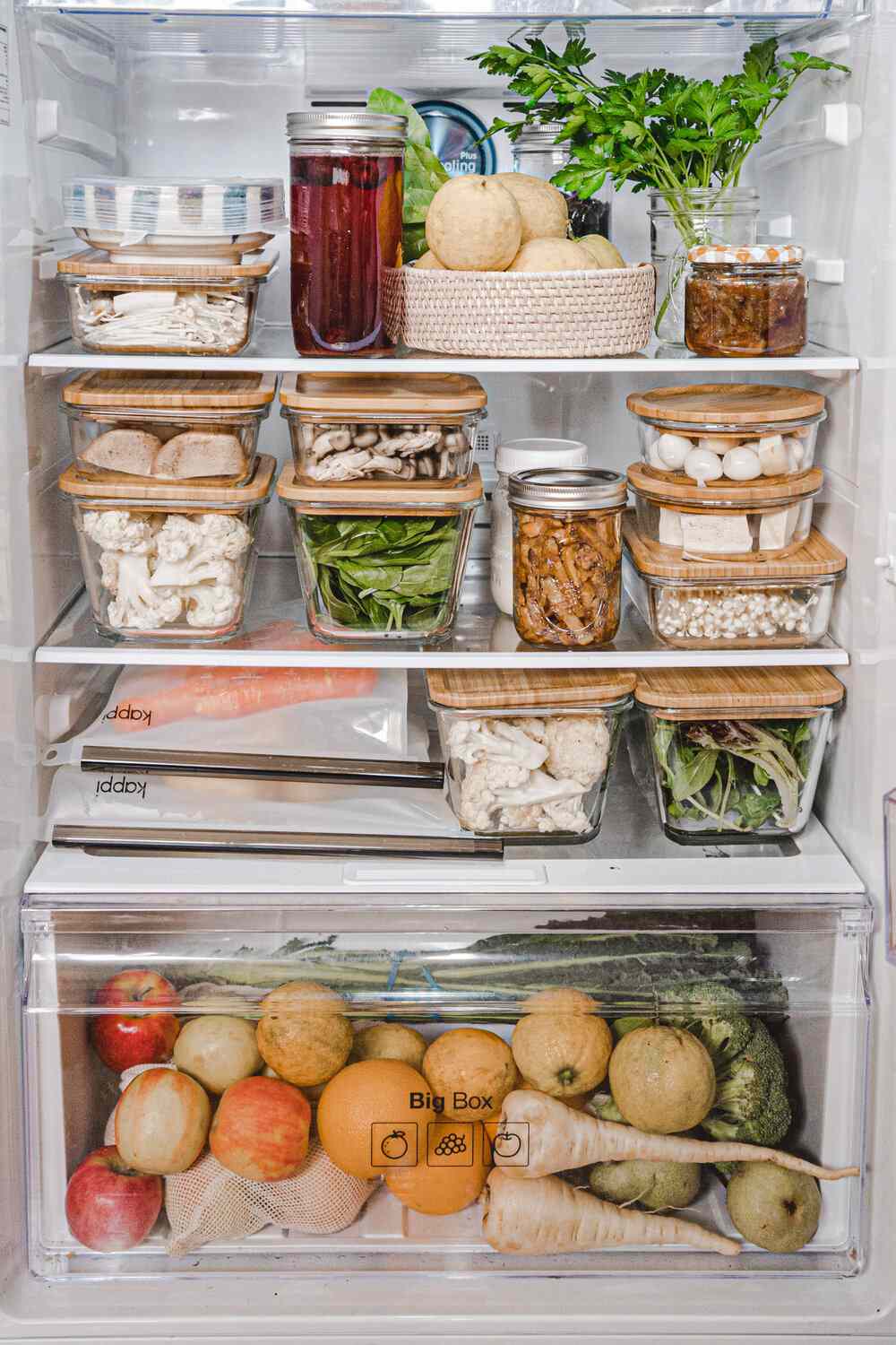 Fridge Organization: Smart Tips to Maximize Space and Keep It Clean - 7