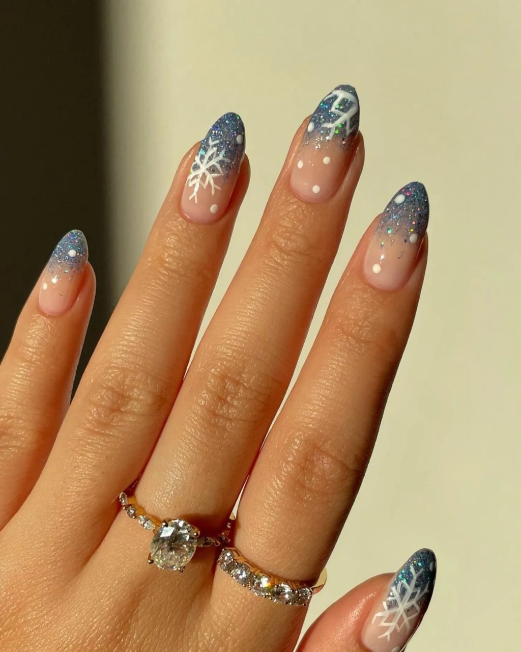 Winter Nails: Stunning Designs for the Perfect Seasonal Look - 10