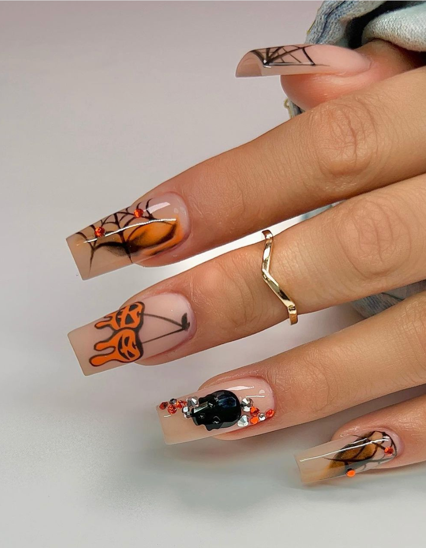 Creative Halloween Nails for a Spooky Look - 6