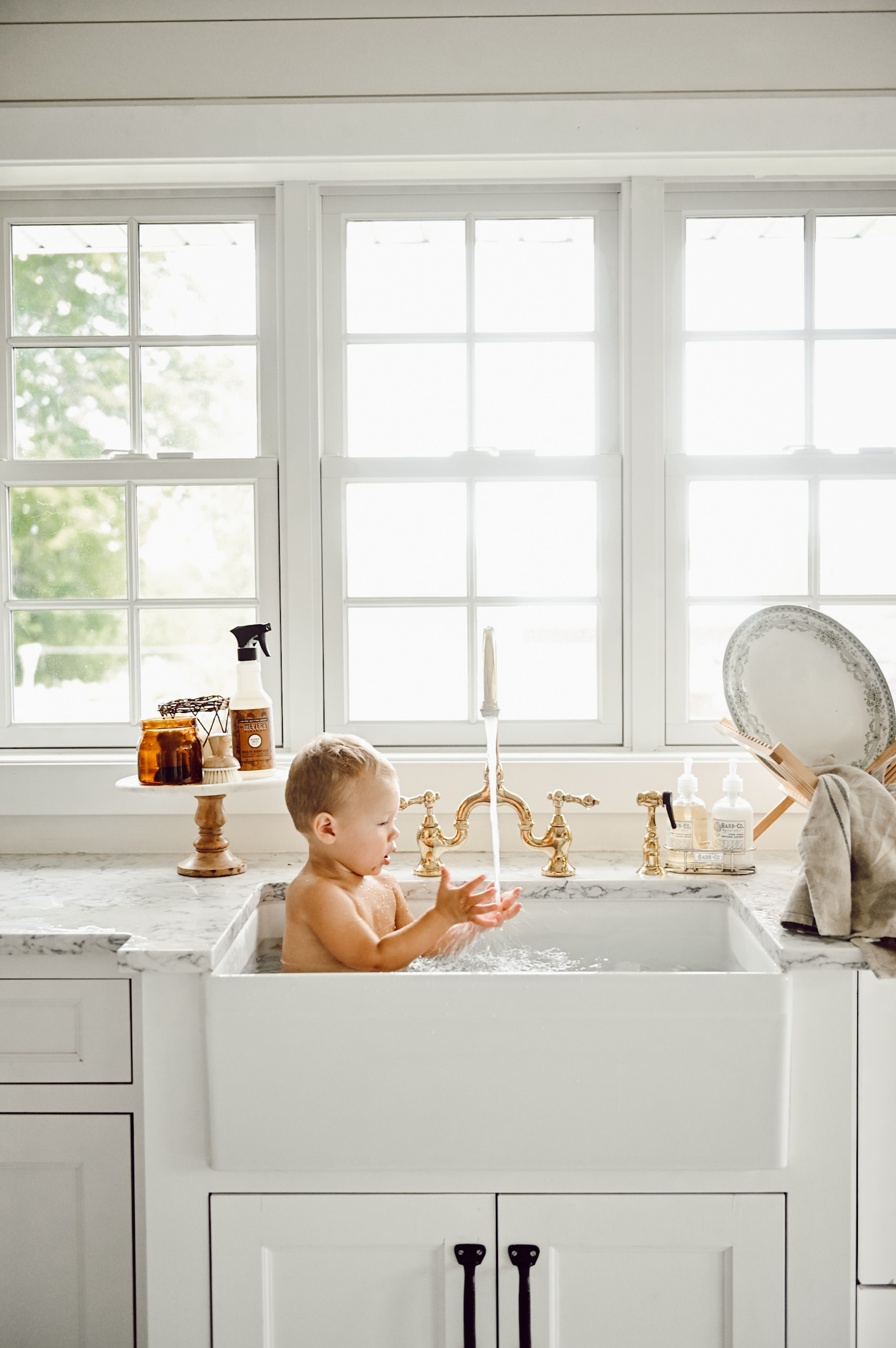 Everything You Need to Know About Choosing the Perfect Farmhouse Sink - 7